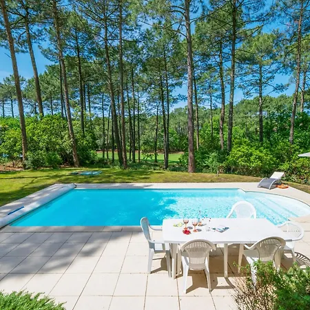 Villa Spacious Atlantic Family